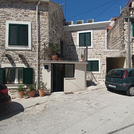 Kaštela Apartman Oleandar מראה חיצוני תמונה