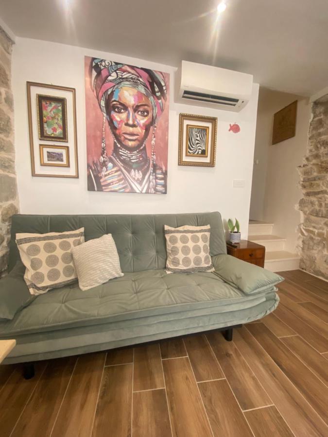 Kaštela Apartman Oleandar מראה חיצוני תמונה
