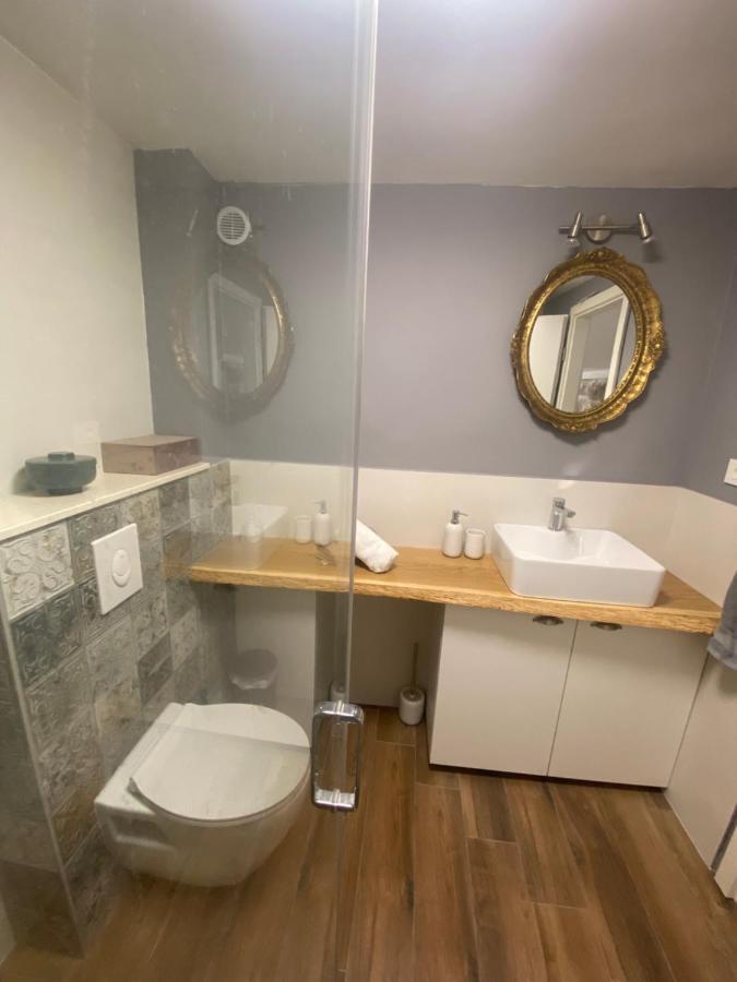 Kaštela Apartman Oleandar מראה חיצוני תמונה