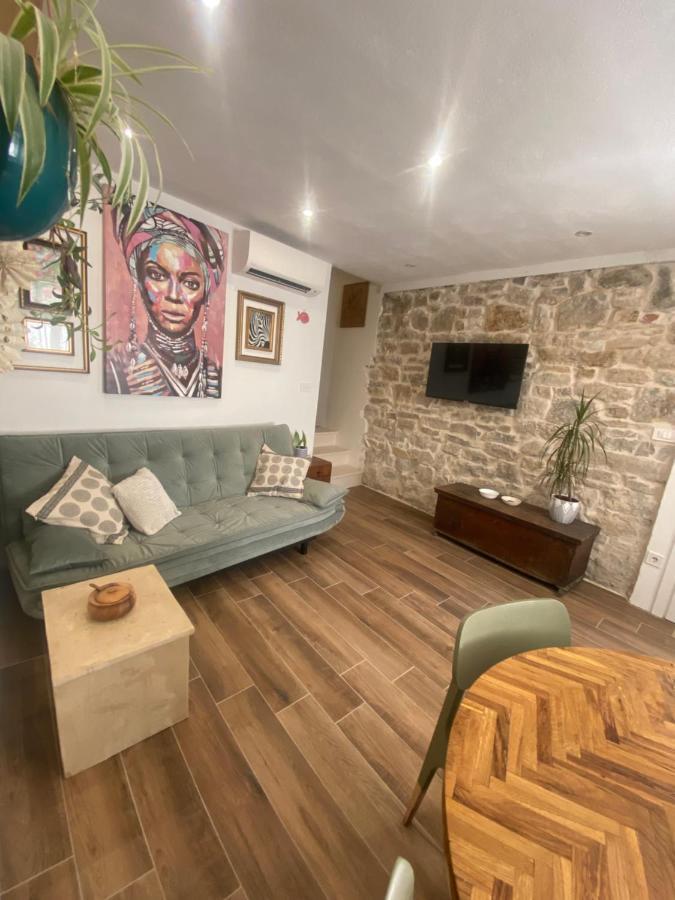 Kaštela Apartman Oleandar מראה חיצוני תמונה