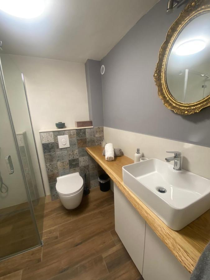 Kaštela Apartman Oleandar מראה חיצוני תמונה
