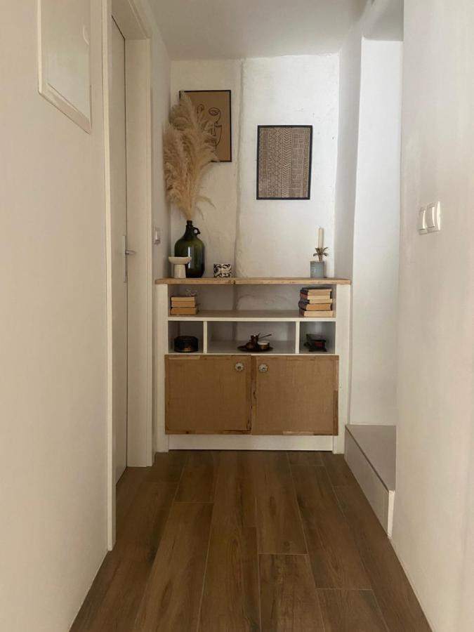 Kaštela Apartman Oleandar מראה חיצוני תמונה